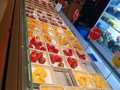 -涨巢·潮玩水疗局