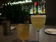 -FOUR PLAY BAR