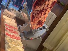 -天成·潮州牛肉脆肉鱼生蚝自助火锅