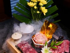 -铭牛烧肉·和牛海鲜自助(高新月牙湖店)