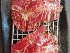 -铭牛烧肉·和牛海鲜自助(高新月牙湖店)