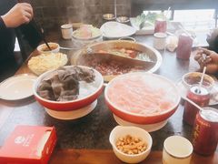 -小天鹅火锅·一线江景洪鼎旗舰店(洪崖洞店)