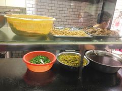 -覃肥叔桂林米粉(粮道街店)