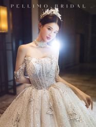 -派丽莫Pellimo原创设计婚纱品牌