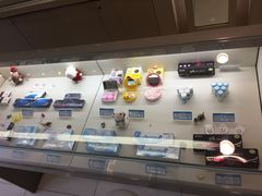 -茂昌眼镜(南京东路店)