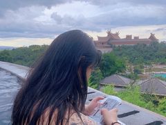 -七彩云南古滇温泉山庄