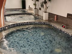 -山水温泉