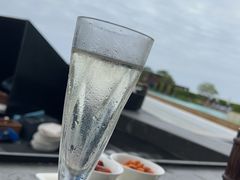 -瑰丽酒店·海吧·天际下午茶·现场DJ·天台酒吧