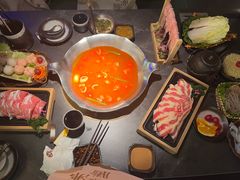 -湊湊火锅·茶憩(杭州湖滨银泰in77店)