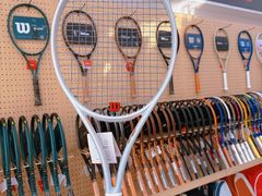 -Wilson威尔胜(漕溪北路店)