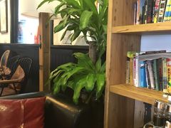 -拖板鞋咖啡旅行酒店(春熙路地铁站店)