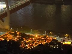 -Ting无边际江景酒店(重庆解放碑云端之眼店)