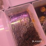 来买麻辣鸡都是现称现拌，干净卫生的食材