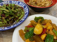 -江城燕子大排档(江汉路步行街店)