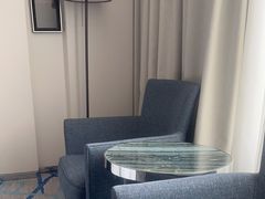 -上海漕河泾万丽酒店