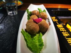 -老牌坊云南鱼豆花火锅(哈西万达店)