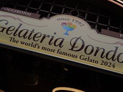 -Gelateria Dondoli