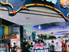 -反斗乐园π·电玩·高空拓展·蹦床(龙华天虹店)