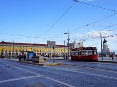-商业广场(Praça do Comércio)
