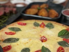 花园重芝士披萨-一尺花园(安和花园店)