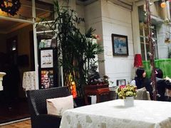 -燕庭·纯燕窝·甜品下午茶(南京西路店)