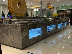 -广东大厦酒店(广州北京路步行街纪念堂地铁站店)