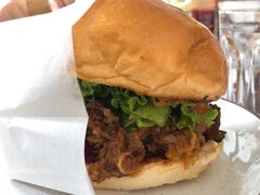 手撕猪肉红卷心菜三明治-RAC BAR(安福路店)