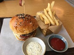 特制牛肉汉堡-EN SPACE恩空间