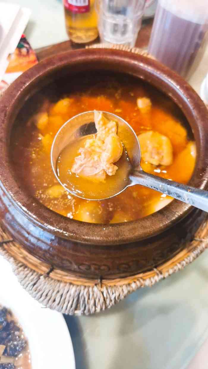 东阳餐馆(长生路店)-"这家东阳菜的店味道比较正宗,而且总体量实.