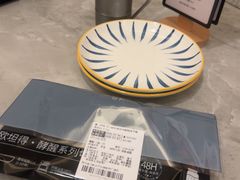 -必胜客(尹山湖歌林公园店)