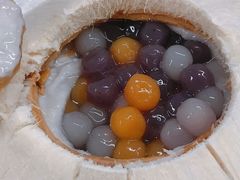 小芋圆椰汁椰子冻-广德记·椰子冻手制甜品(福田总店)