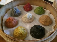 八色小笼包-乐天皇朝(爱雍·乌节购物中心店)