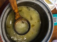 -周鱼小馆石锅酸菜鱼(活力汇店)