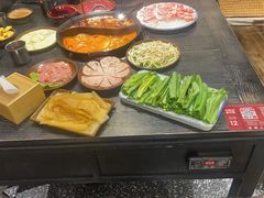 -冯校长老火锅(中联广场店)