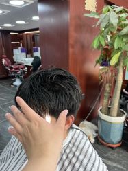-绅仕門男士理发馆