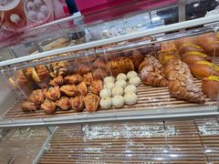 -好利来(青年宫店)