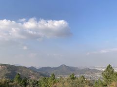 -灵岩山风景区
