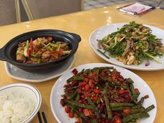 -鹏城人家海鲜酒家·23年老字号(较场尾店)