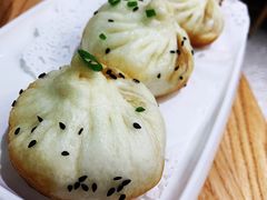 虾仁生煎-弄堂咪道-饭香·面香·馄饨香(汇锦广场店)