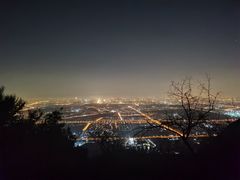 -鬼笑石后山停车场