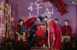点击看大图 -浙江1+1主持人工作室