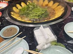 -边江铁锅炖鱼(振八街店)