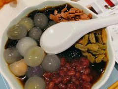 俏皮冰汤圆-付掌柜在成都·热炒砂锅集(金禾店)
