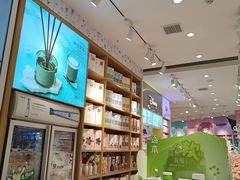 -名创优品(湖南长沙市银盆岭万达店)