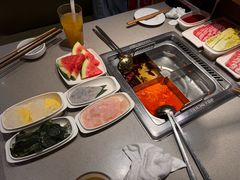 -海底捞火锅(新松江路生日主题店)