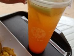 -热带风暴水上乐园