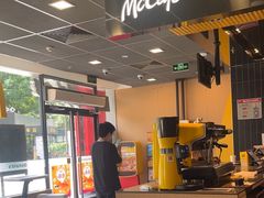 -麦当劳(容桂客运站得来速店)