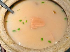 -小凤庭·地道湖北菜武昌鱼·藕汤(38年黄鹤楼店)