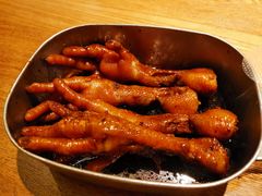 弄堂里的卤鸡爪-弄堂里·寻味杭州(湖滨银泰in77C区店)