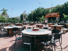 -墨脱石锅椰子鸡•香草鸭•东山羊(大东海店)